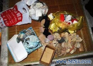 “恋物癖”男子4个月偷97双女性丝袜 被罚1万元